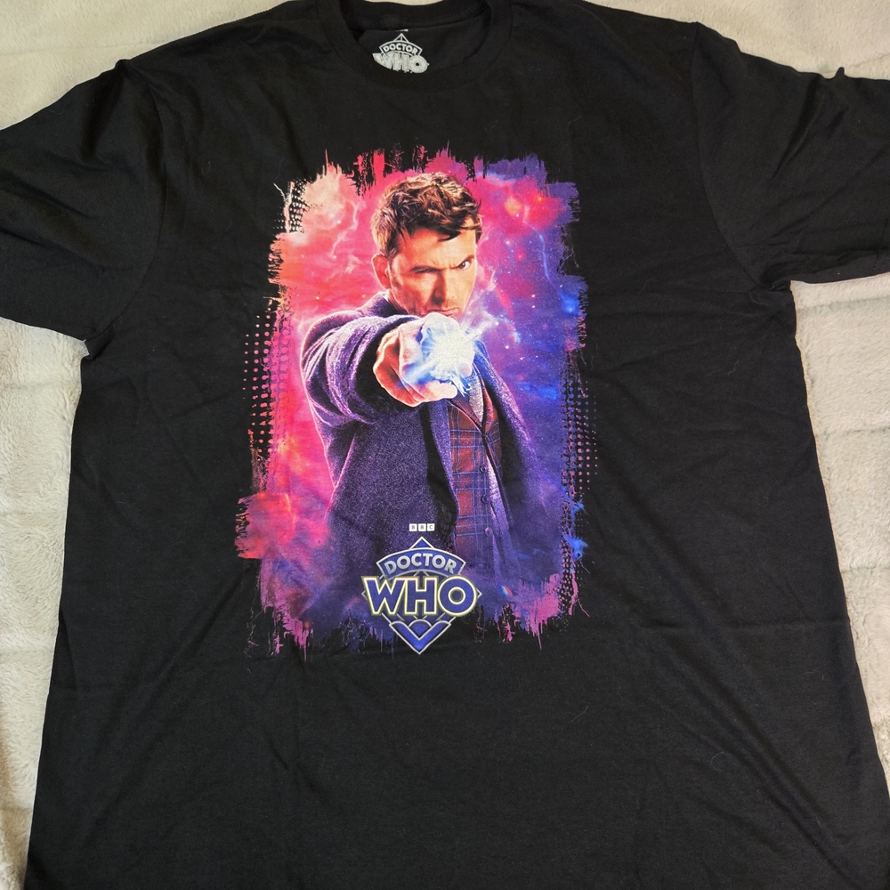 Hot Topic Doctor Who Black and Purple Graphic Tee